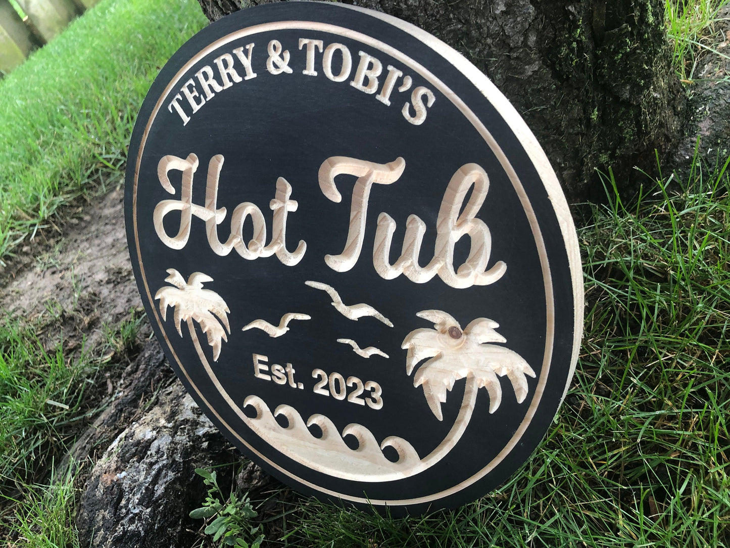 Rustic Wood Hot Tub Sign – Personalized Spa Decor, Cabin Hot Tub Gift, Outdoor Wood Sign, Hot Tub Rules Sign