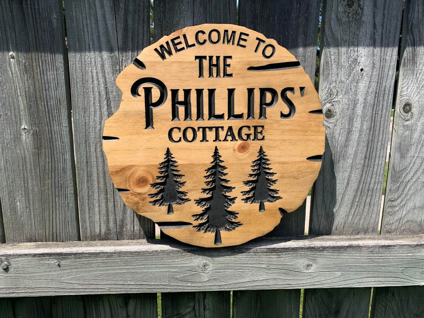 Custom Wood Signs – Personalized Rustic Name Plaque, Family Name Sign, Farmhouse Wall Decor, Engraved Gift for Home or Cabin